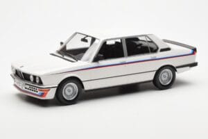 BMW M535i E12 Бял Norev 1:18