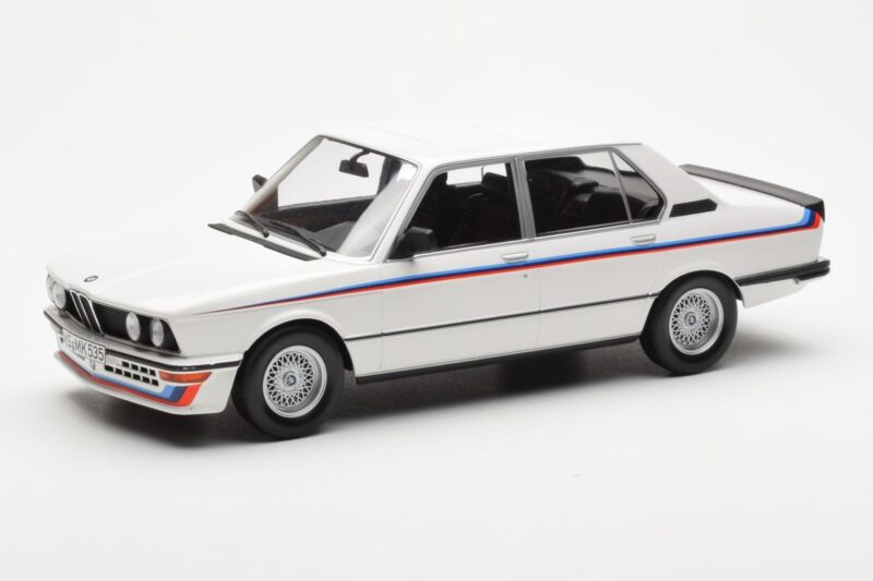 BMW M535i E12 Бял Norev 1:18
