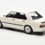 BMW M535i E28 Бял Norev 1:18 - image 5 of 6