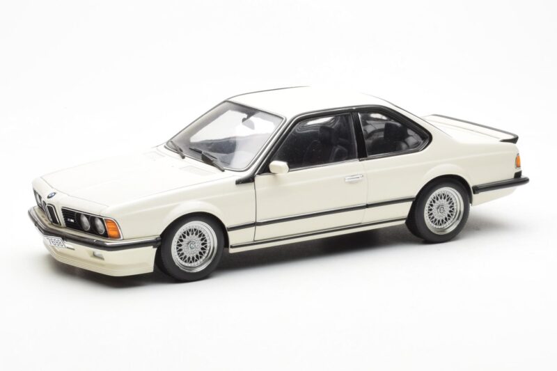 BMW M635 CSi E24 Бял Dealer Edition AUTOart 1:18