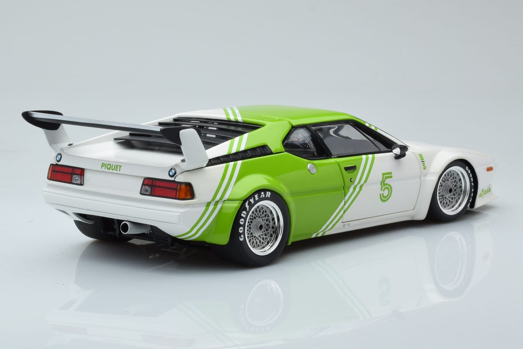 BMW M1 Procar BS Fabrications #5 N. Piquet Procar Series 1980 Minichamps 1:18 183802905 Метал — снимка 3 от 8