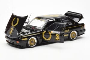 BMW M3 E30 #3 J. Richards Austrian Airlines ATCC 1987 AUTOart 1:18 88745 Метал — снимка 2 от 8