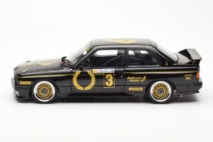 BMW M3 E30 #3 J. Richards Austrian Airlines ATCC 1987 AUTOart 1:18 88745 Метал — снимка 4 от 8