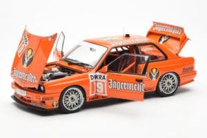 BMW M3 E30 #19 A. Hahne Jägermeister DTM 1992 AUTOart 1:18 89248 Метал — снимка 2 от 8