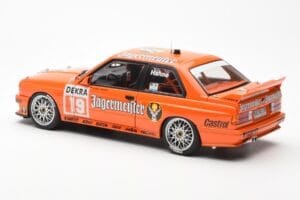 BMW M3 E30 #19 A. Hahne Jägermeister DTM 1992 AUTOart 1:18 89248 Метал — снимка 7 от 8