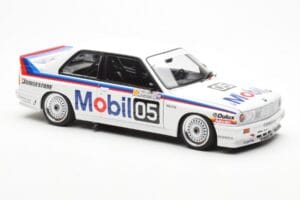 BMW M3 E30 #5 P. Brock Mobil ATCC 1988 AUTOart 1:18 88845 Метал — снимка 6 от 8