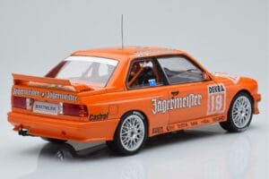 BMW M3 E30 Jagermeister #19 A. Hahne DTM Nurburgring 1992 IXO 1:18 18RMC082A Метал — снимка 2 от 6