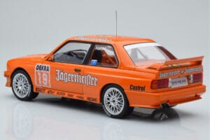 BMW M3 E30 Jagermeister #19 A. Hahne DTM Nurburgring 1992 IXO 1:18 18RMC082A Метал — снимка 5 от 6