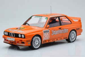 BMW M3 E30 Jagermeister #20 W. Gardner DTM Nurburgring 1992 IXO 1:18