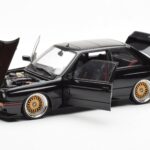 BMW M3 E30 Sport Evolution Черен Custom Wheels AUTOart 1:18 - image 2 of 8