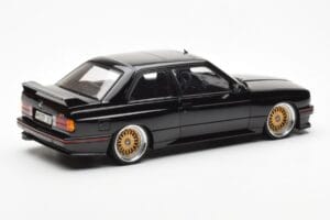 BMW M3 E30 Sport Evolution Черен Custom Wheels AUTOart 1:18 70562 Метал — снимка 3 от 8