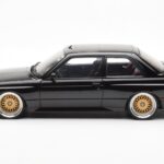 BMW M3 E30 Sport Evolution Черен Custom Wheels AUTOart 1:18 - image 4 of 8