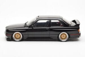 BMW M3 E30 Sport Evolution Черен Custom Wheels AUTOart 1:18 70562 Метал — снимка 4 от 8