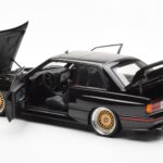 BMW M3 E30 Sport Evolution Черен Custom Wheels AUTOart 1:18 - image 5 of 8