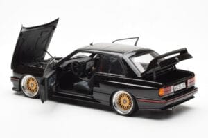 BMW M3 E30 Sport Evolution Черен Custom Wheels AUTOart 1:18 70562 Метал — снимка 5 от 8