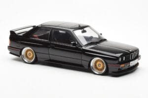 BMW M3 E30 Sport Evolution Черен Custom Wheels AUTOart 1:18 70562 Метал — снимка 6 от 8
