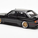 BMW M3 E30 Sport Evolution Черен Custom Wheels AUTOart 1:18 - image 7 of 8