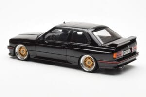 BMW M3 E30 Sport Evolution Черен Custom Wheels AUTOart 1:18 70562 Метал — снимка 7 от 8