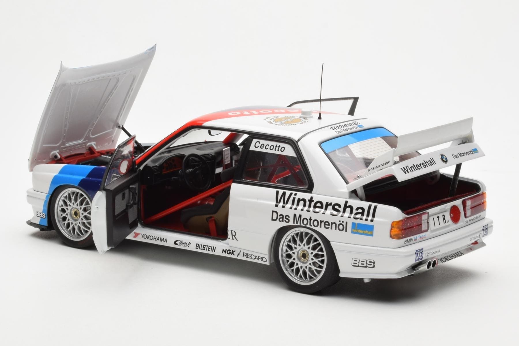 BMW M3 E30 #3 J. Cecotto Warsteiner DTM 1991 AUTOart 1:18 89145 Метал — снимка 5 от 8