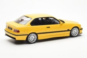 BMW M3 E36 Жълт Otto 1:18 OT666 Смола — снимка 2 от 6