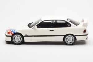 BMW M3 E36 Lightweight Бял Otto 1:18 OT569 Смола — снимка 3 от 6