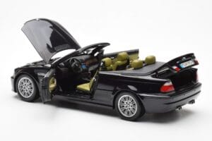 BMW M3 E46 Кабриолет Черен Kyosho 1:18 80430024431 Метал — снимка 5 от 8