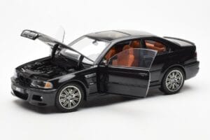 BMW M3 E46 Черен AUTOart 1:18 70541 Метал — снимка 2 от 8