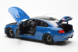 BMW M3 E92 Laguna Seca Blue Kyosho 1:18 08734LBL Метал — снимка 5 от 8