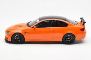 BMW M3 E92 GTS Оранжев Carbon GT Spirit 1:18 GT015 Смола — снимка 3 от 7