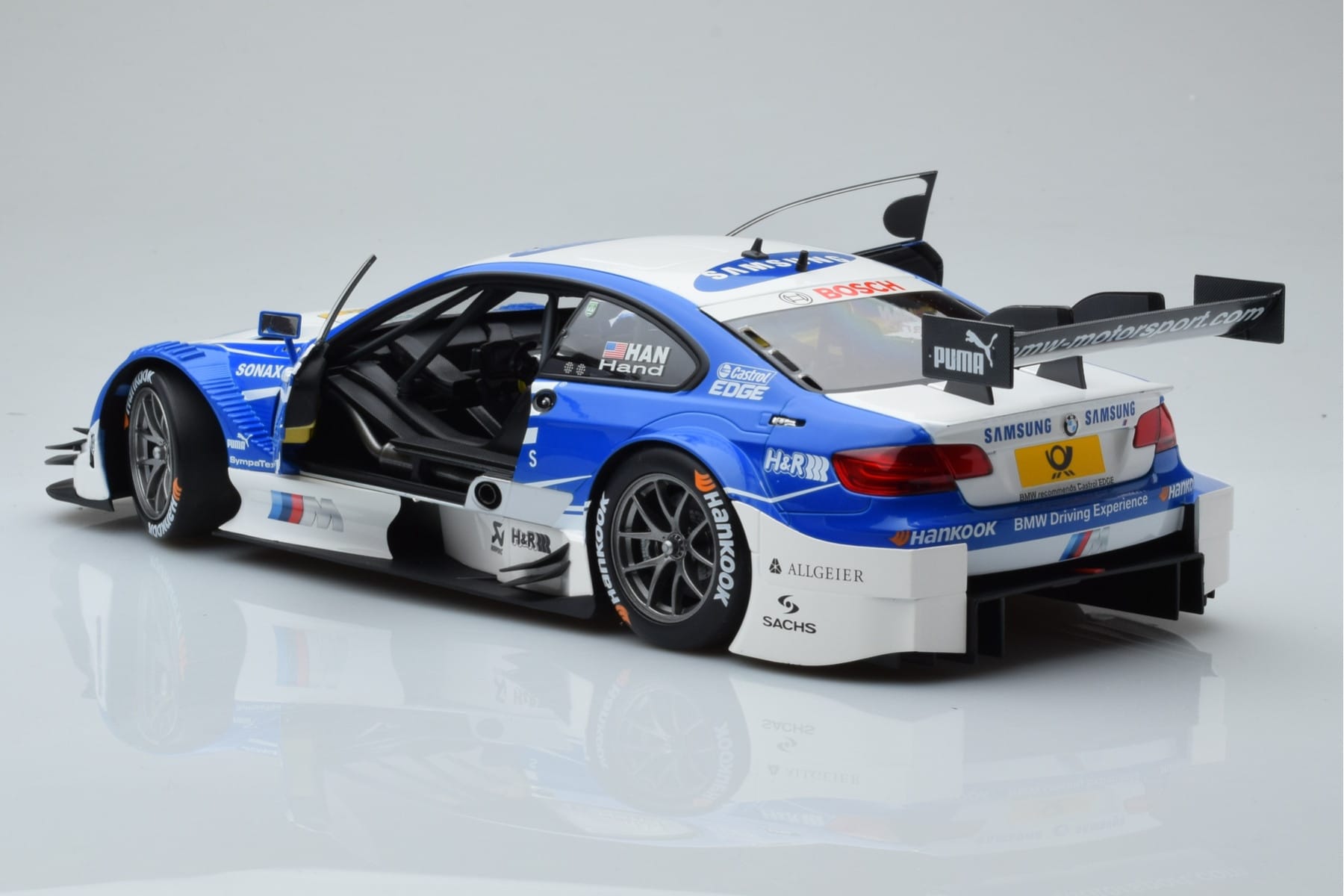BMW M3 #2 BMW Team RMG A.J. Hand DTM 2012 Minichamps 1:18 100122202 Метал — снимка 7 от 8