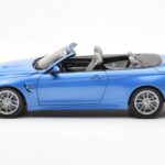 BMW M4 F83 Кабриолет Yas Marina Синьо Paragon 1:18 - image 4 of 8