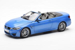 BMW M4 F83 Кабриолет Yas Marina Синьо Paragon 1:18