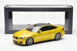 BMW M4 F82 Austin Жълт Metallic Paragon 1:18 80432339606 Метал — снимка 8 от 8