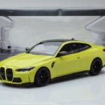 BMW M4 G82 Жълт Дилърско Издание Minichamps 1:18 - image 8 of 8