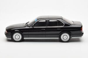 BMW M5 E34 Черен Otto 1:18 OT690 Смола — снимка 3 от 6