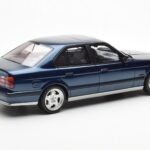 BMW M5 E34 Синьо Metallic Otto 1:18 - image 2 of 6