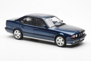 BMW M5 E34 Синьо Metallic Otto 1:18 OT576 Смола — снимка 4 от 6