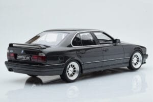 BMW M5 E34 Hartge Черен Otto 1:18 OT362B Смола — снимка 5 от 6