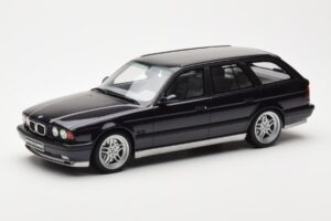 BMW M5 E34 Touring Diamond Черен Otto 1:18