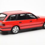 BMW M5 E34 Touring Червен Otto 1:18 - image 2 of 6