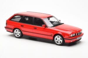 BMW M5 E34 Touring Червен Otto 1:18 OT951 Смола — снимка 4 от 6
