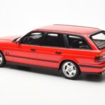 BMW M5 E34 Touring Червен Otto 1:18 - image 5 of 6