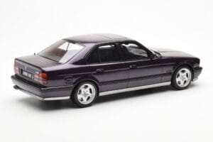 BMW M5 E34 Виолетов Otto 1:18 OT106 Смола — снимка 2 от 6