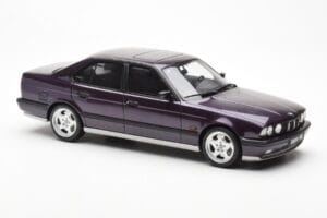 BMW M5 E34 Виолетов Otto 1:18 OT106 Смола — снимка 4 от 6