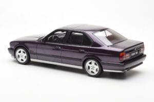 BMW M5 E34 Виолетов Otto 1:18 OT106 Смола — снимка 5 от 6