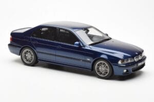 BMW M5 E39 Avus Blue Paint Issue Otto 1:18 OT070 Смола — снимка 4 от 6