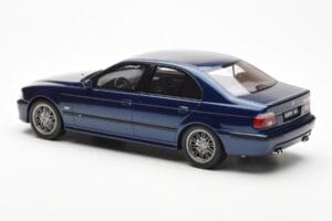 BMW M5 E39 Avus Blue Paint Issue Otto 1:18 OT070 Смола — снимка 5 от 6
