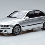 BMW M5 E39 Сребрист Otto 1:18