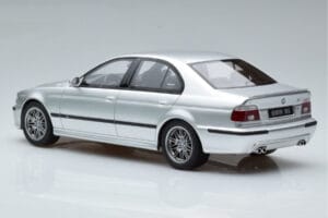 BMW M5 E39 Сребрист Otto 1:18 OT747B Смола — снимка 5 от 7