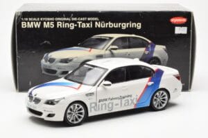 BMW M5 E60 Ring Taxi Nurburgring Kyosho 1:18 08593RT Метал — снимка 8 от 8